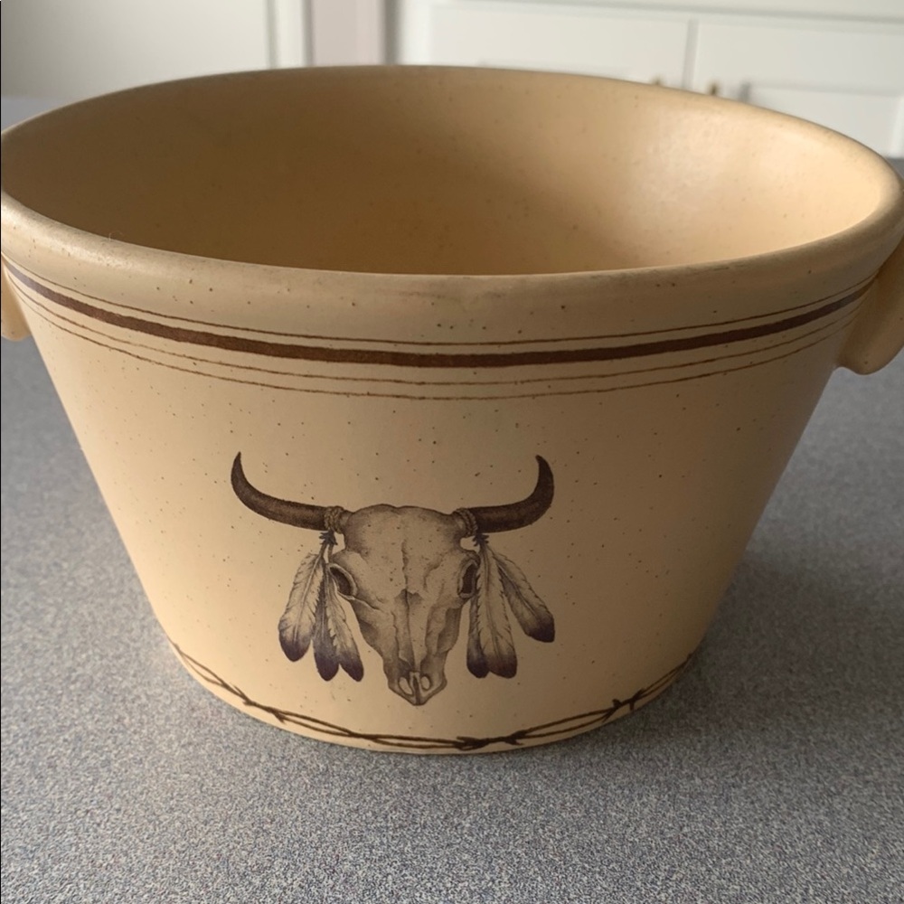 Western Vintage Rustic Tan Crock with Bull Skull Motif